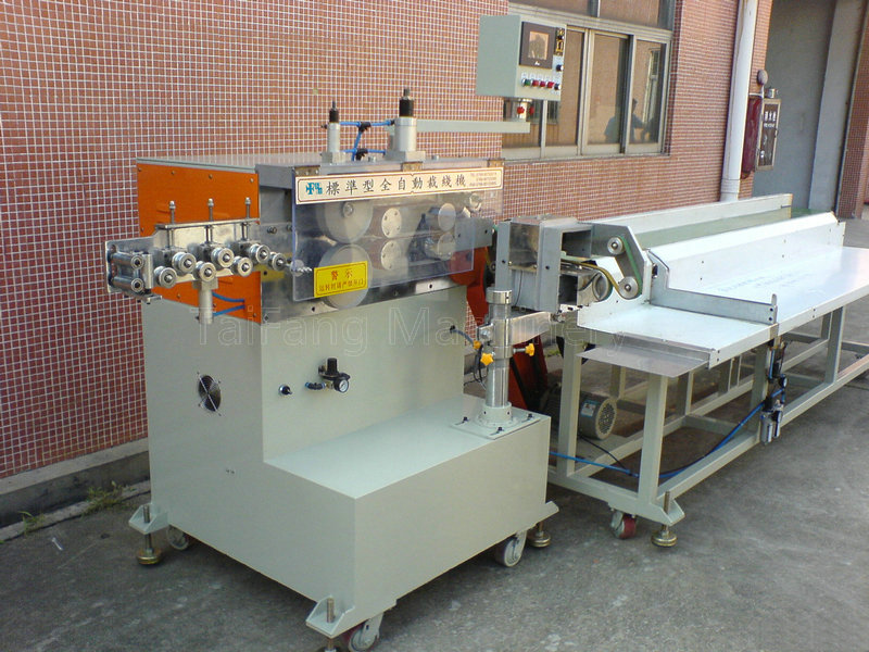 115  電腦裁線機(jī).jpg